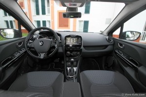 Renault Clio 4 Estate Intérieur - essai Vivre Auto