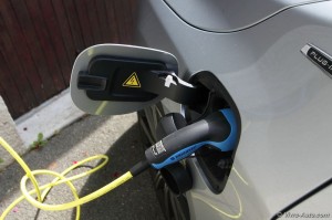 Volvo V60 Plug-In Hybrid - Vivre Auto