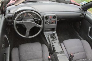 Mazda MX-5 NA intérieur - essai Vivre Auto