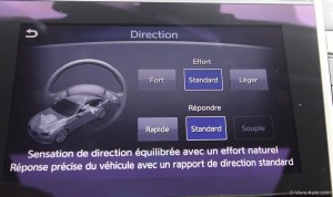Infiniti Q50 direction - essai Vivre Auto