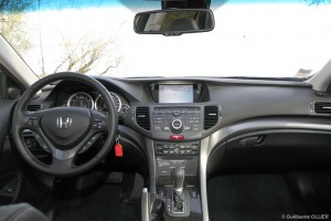 vivre-auto-honda-accord-tourer-i-dtec-150-essai-36