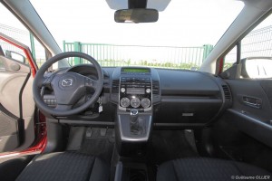 vivre-auto-mazda-5-mzr-cd-110-essai-01