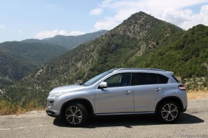 vivre-auto-peugeot-4008-hdi-150-essai-08