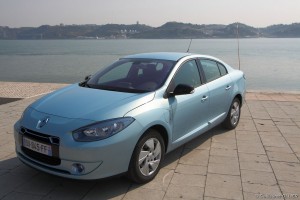 vivre-auto-renault-fluence-ze-essai-07