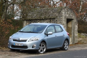 vivre-auto-toyota-auris-hsd-essai-05