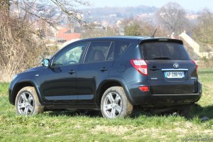 vivre-auto-toyota-rav4-d4d-150-essai-08