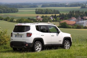 Jeep Renegade Limited - Essai Vivre Auto