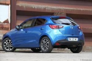 Mazda 2 2015 - essai vivre Auto