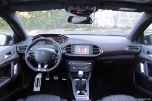 Peugeot 308 GT - Essai Vivre-Auto