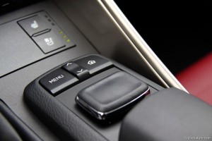 Essai Lexus IS 300h - Vivre-Auto