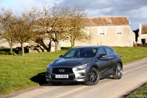 Essai Infiniti Q30 - Vivre-Auto